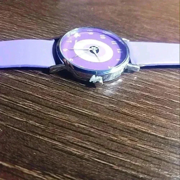 Purple eye watch with matching bracelet - Picture 3 of 9